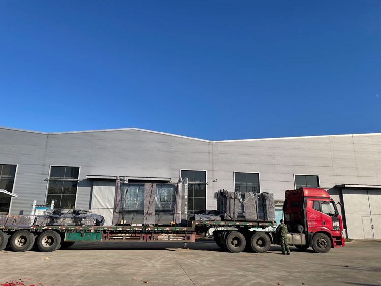 吉林省公交站臺(tái)候車亭發(fā)貨案例